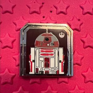 Walt Disney World - 2024 - Trading Pin - R2-A3
Authentic Pin